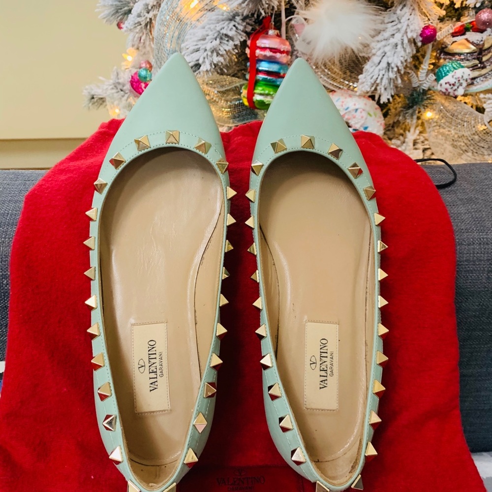 Valentino Leather Rockstud Flats 💯 💜 - Picture 2 of 5